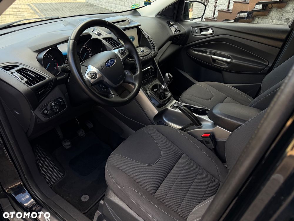 Ford Kuga 1.5 EcoBoost 2x4 Titanium - 21
