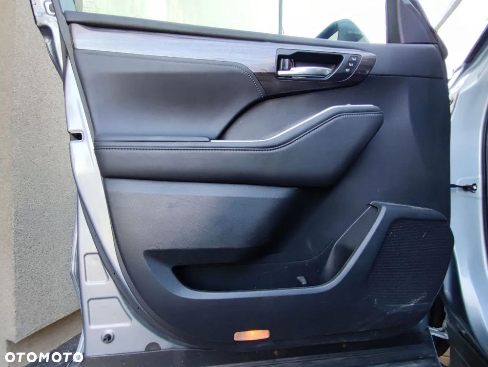 TOYOTA HIGHLANDER 20-24r Fotele Kanapy Boczki Skórzane - 7