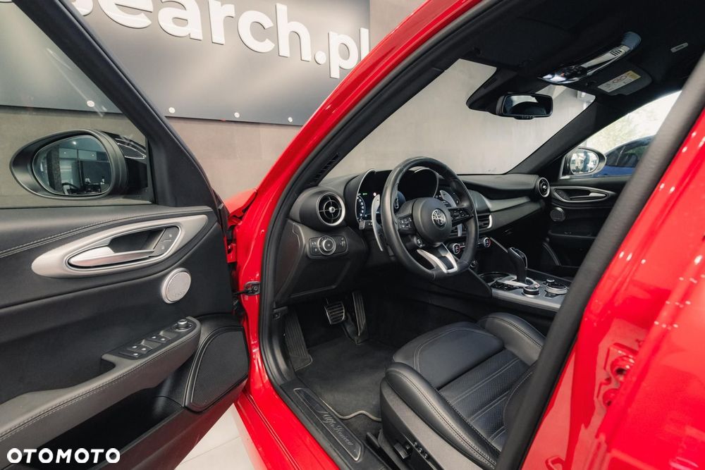 Alfa Romeo Giulia 2.0 Turbo Veloce Q4 - 10