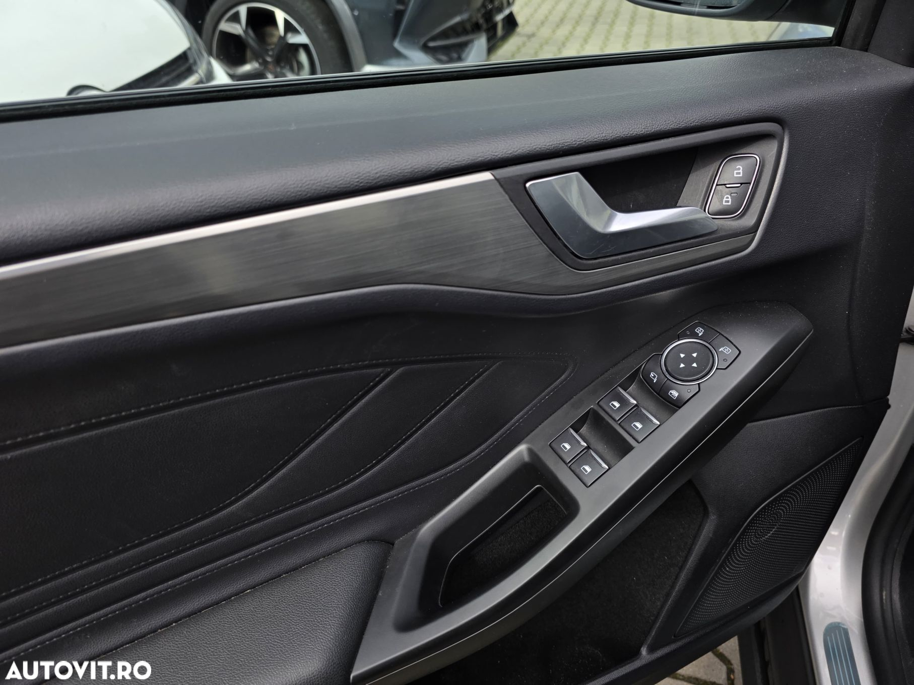 Ford Focus 1.0 EcoBoost Titanium - 7