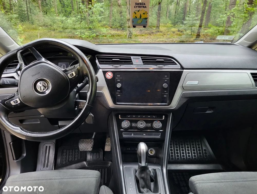 Volkswagen Touran 2.0 TDI SCR DSG Comfortline - 7