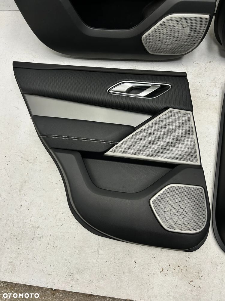 Land Rover Range Rover Velar 2018 L560 Fotele kanapa boczki - 15