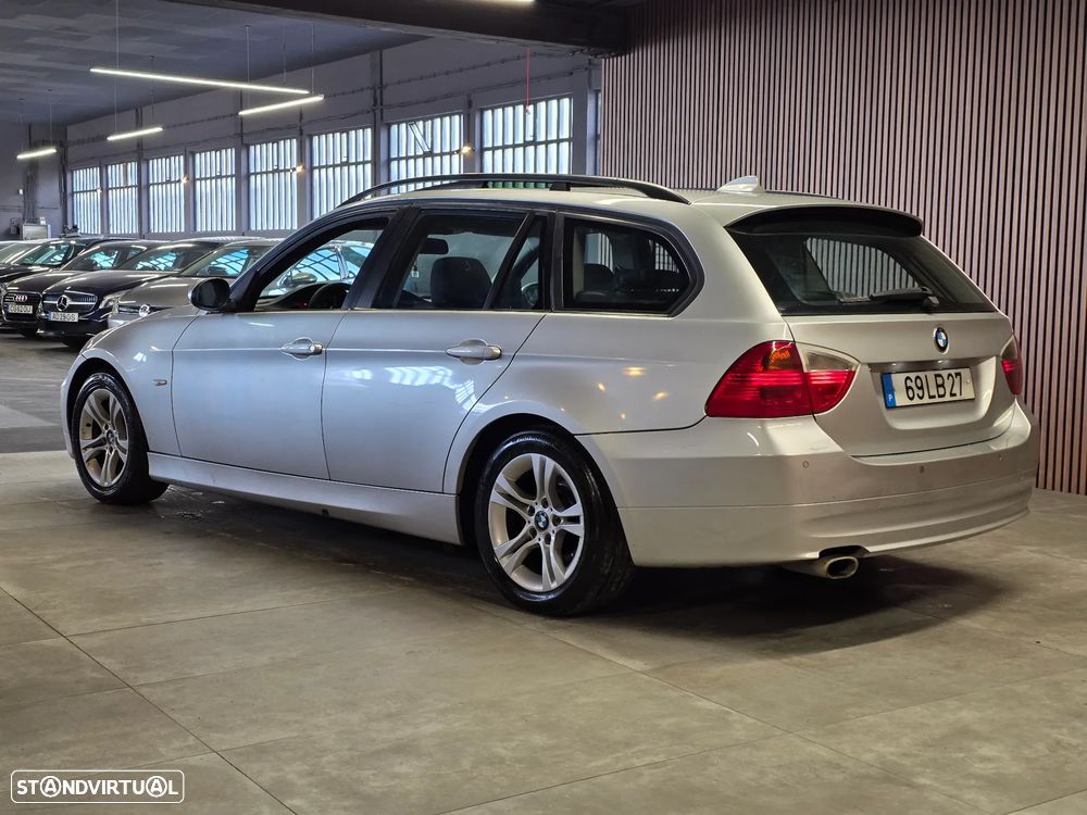 BMW 320 d Navigation - 3