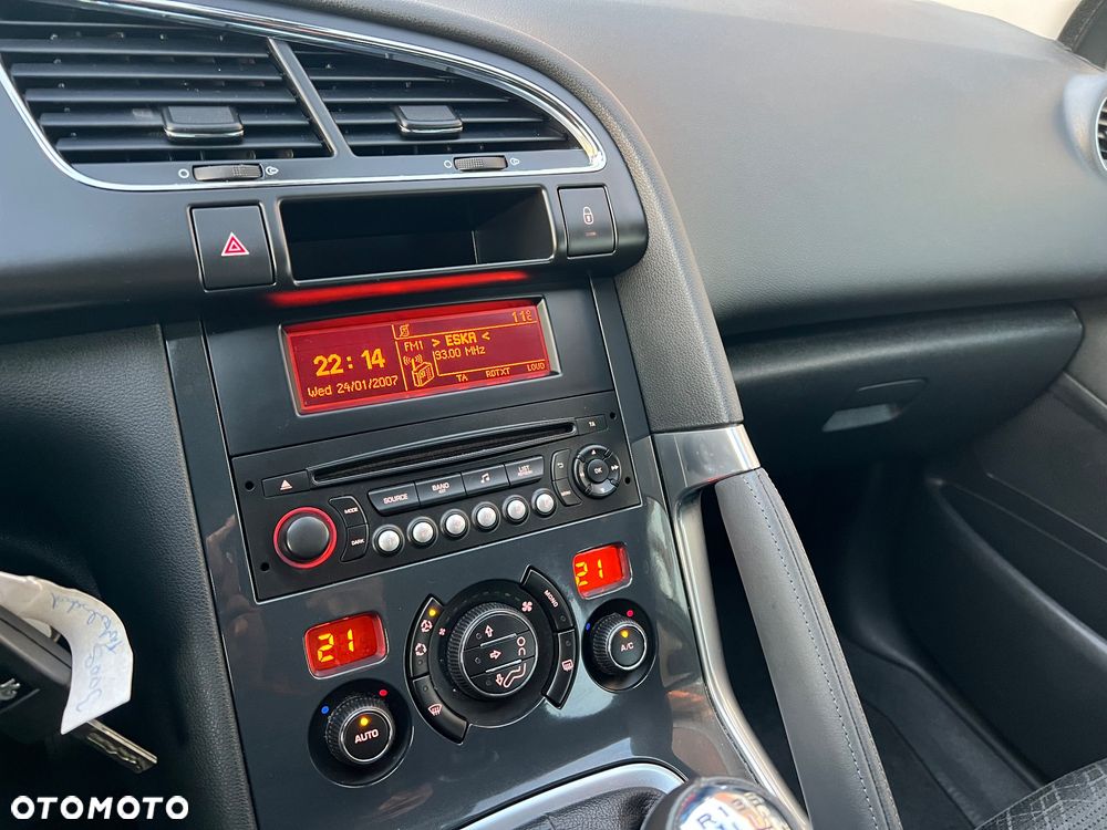 Peugeot 3008 HDi 115 Allure - 14