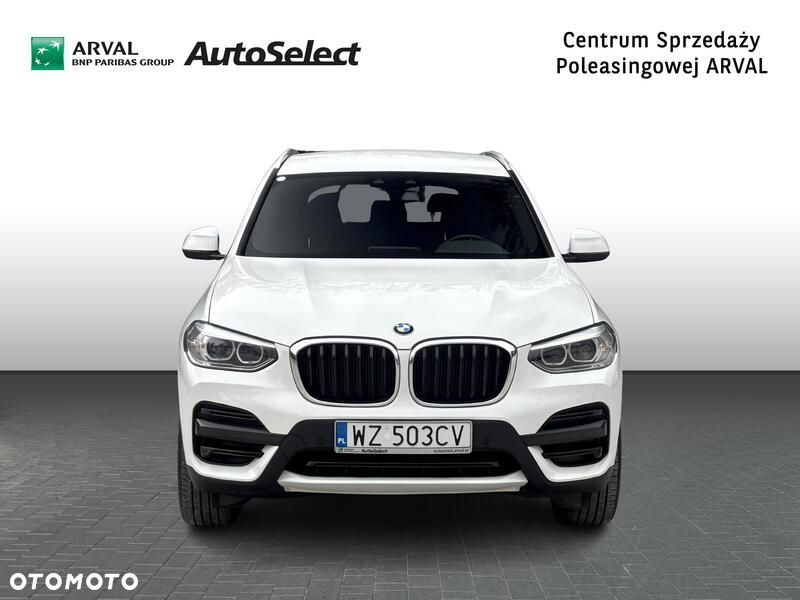 BMW X3 sDrive18d - 9