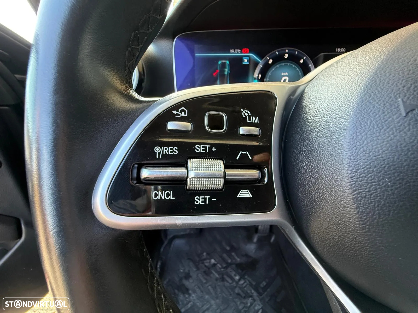 Mercedes-Benz E 200 d Exclusive Line - 10