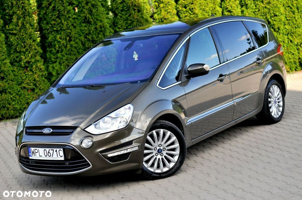 Ford S-Max - 32