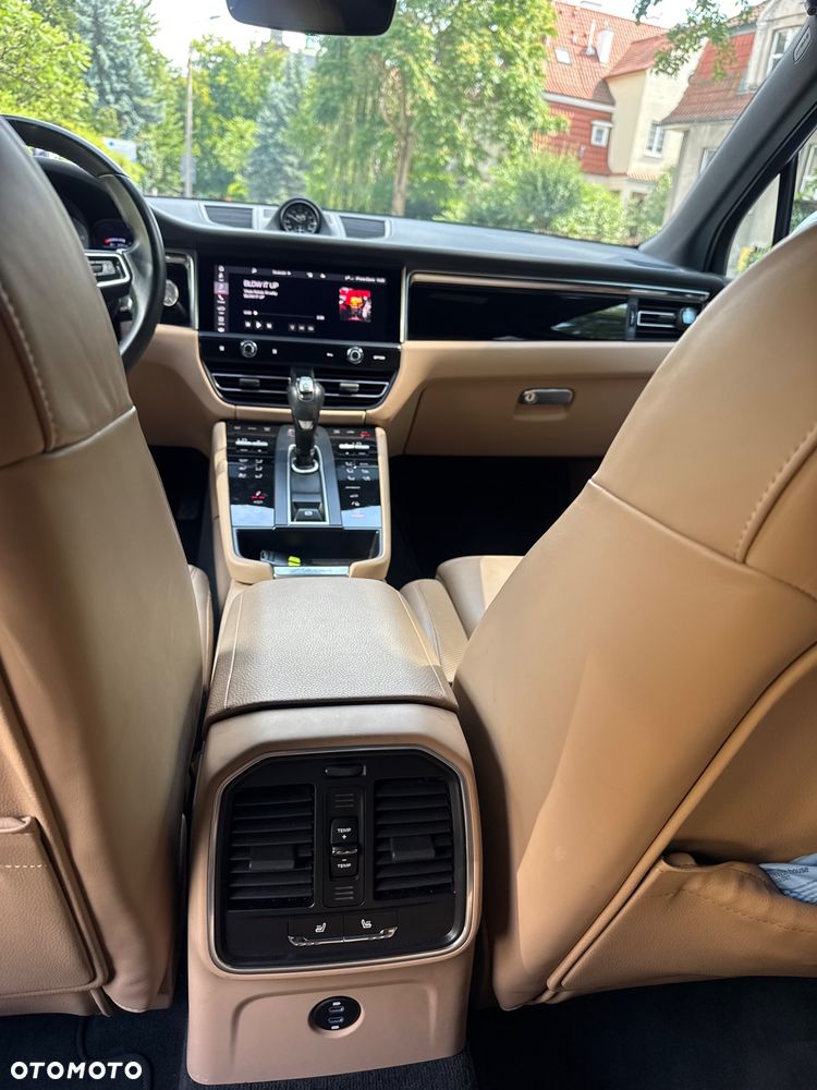 Porsche Macan S - 17