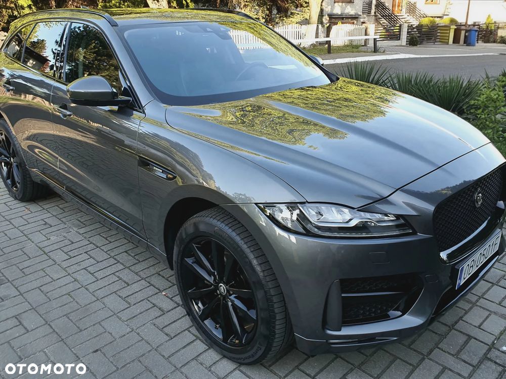 Jaguar F-Pace 20d AWD R-Sport - 8