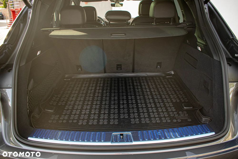 Porsche Cayenne Standard - 29