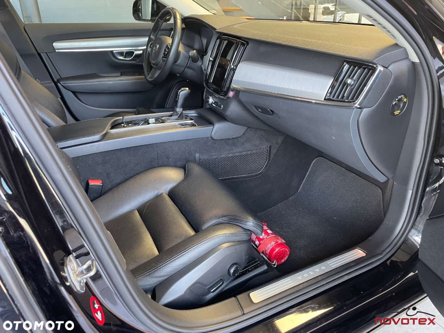 Volvo V90 D3 Momentum - 12