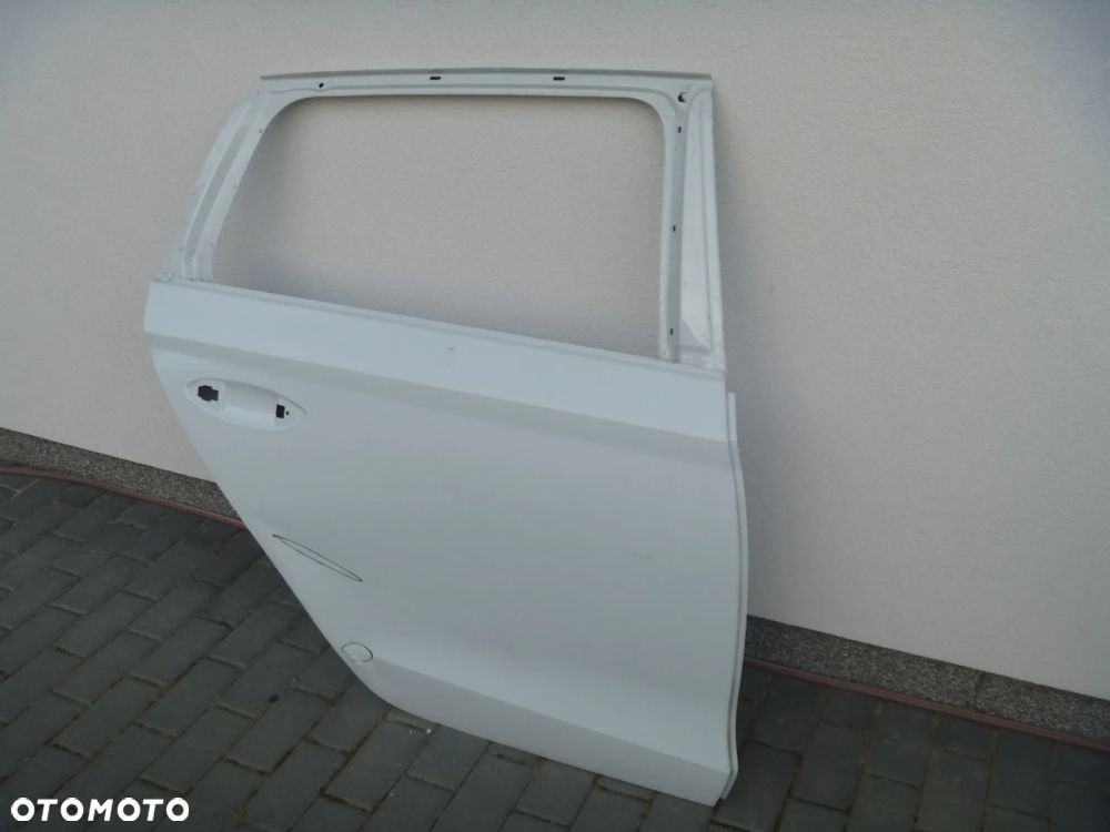 SKODA OCTAVIA IV 4 KOMBI DRZWI PRAWE TYLNE TYŁ - 3