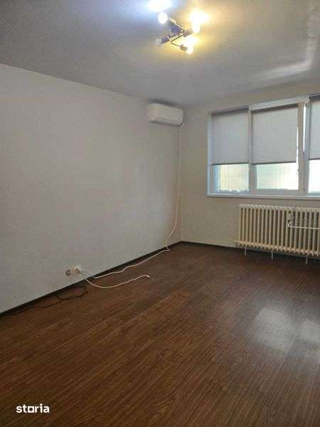 Apartament de inchiriat 2 camere Apusului 33 parter — fotografia 3