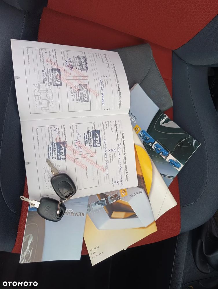 Renault Clio 1.2 16V 75 Dynamique - 17