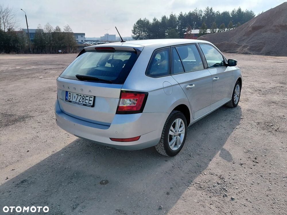 Skoda Fabia 1.0 TSI Ambition - 6