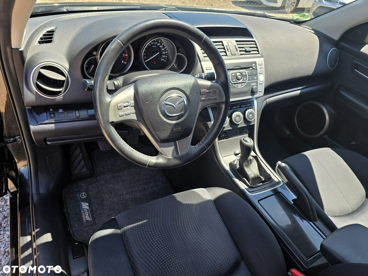 Mazda 6 2.0 Exclusive + - 31