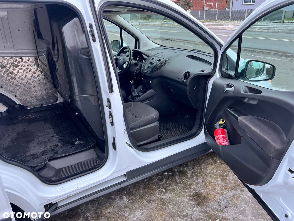 Ford Transit Courier - 7