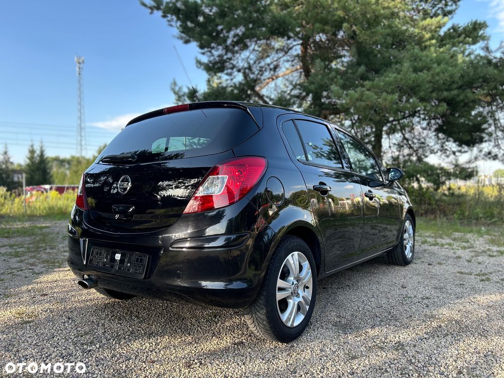 Opel Corsa 1.4 16V - 13