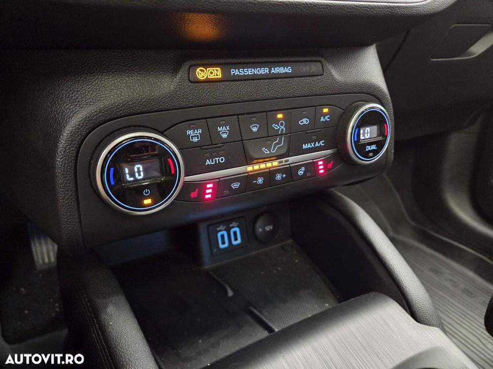 Ford Focus 1.0 EcoBoost Titanium Business - 8