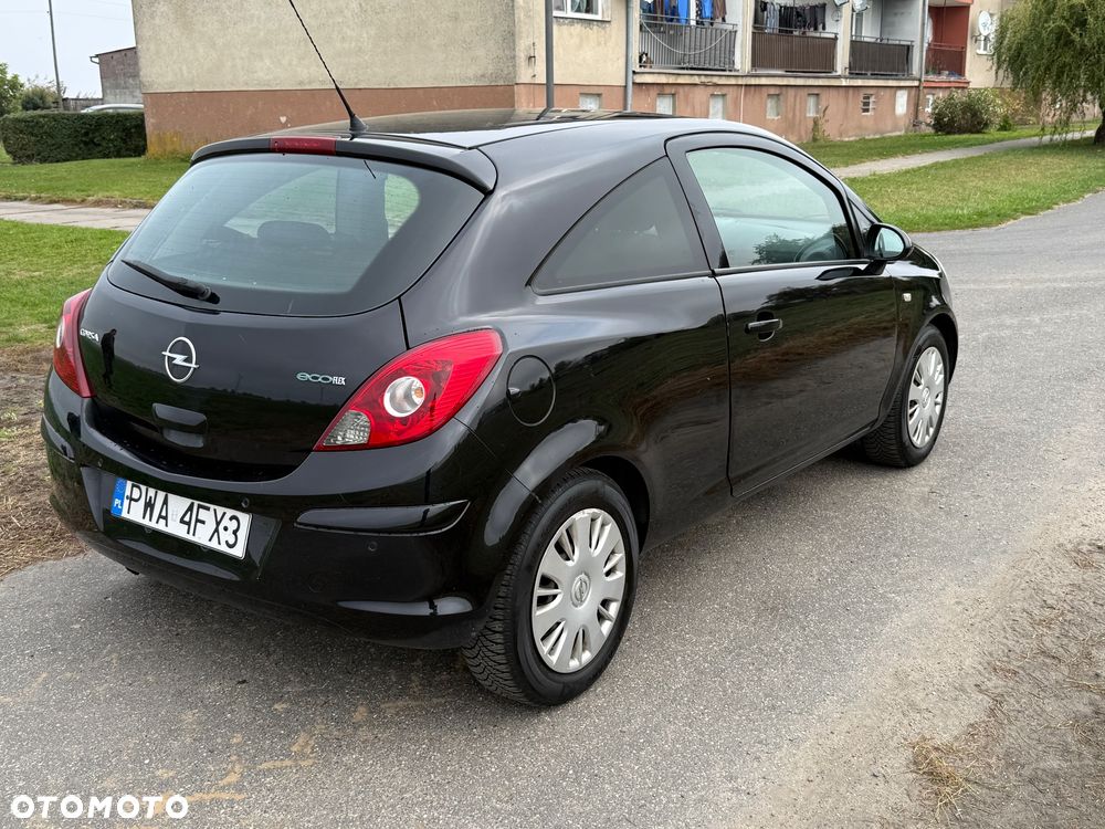 Opel Corsa 2010 photo 2