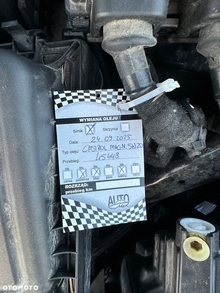 Ford Focus 1.0 EcoBoost Titanium X - 26