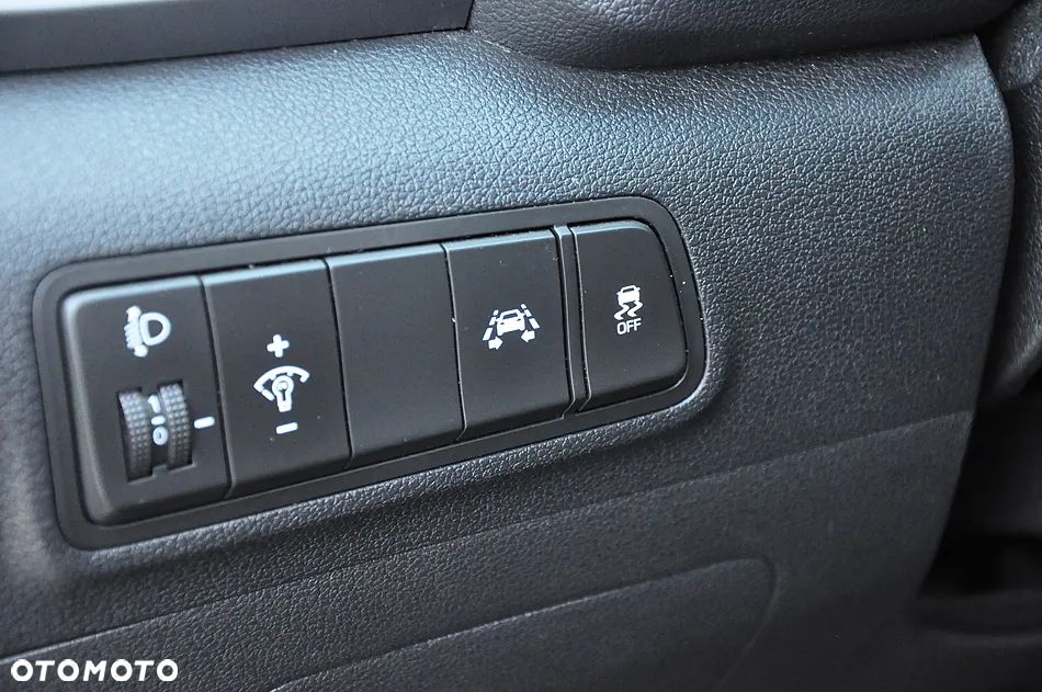 Hyundai Tucson blue 1.7 CRDi 2WD DCT Premium - 37