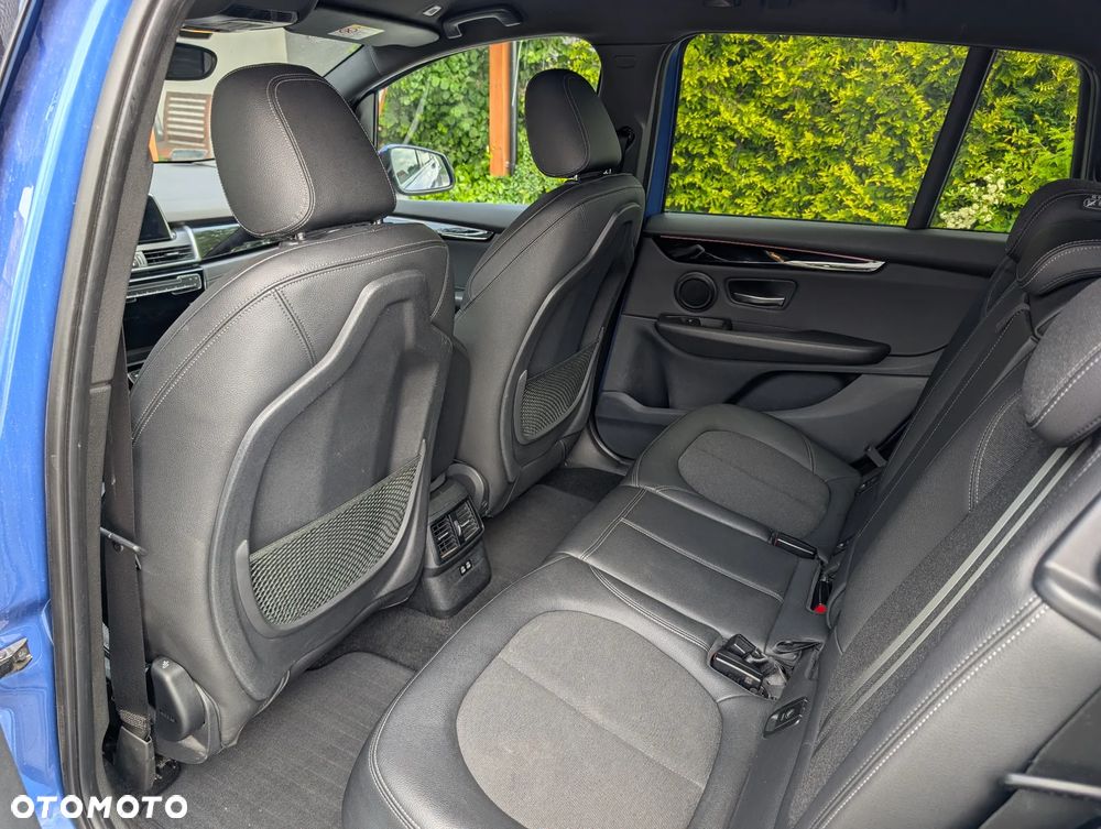 BMW Seria 2 216i GT - 24