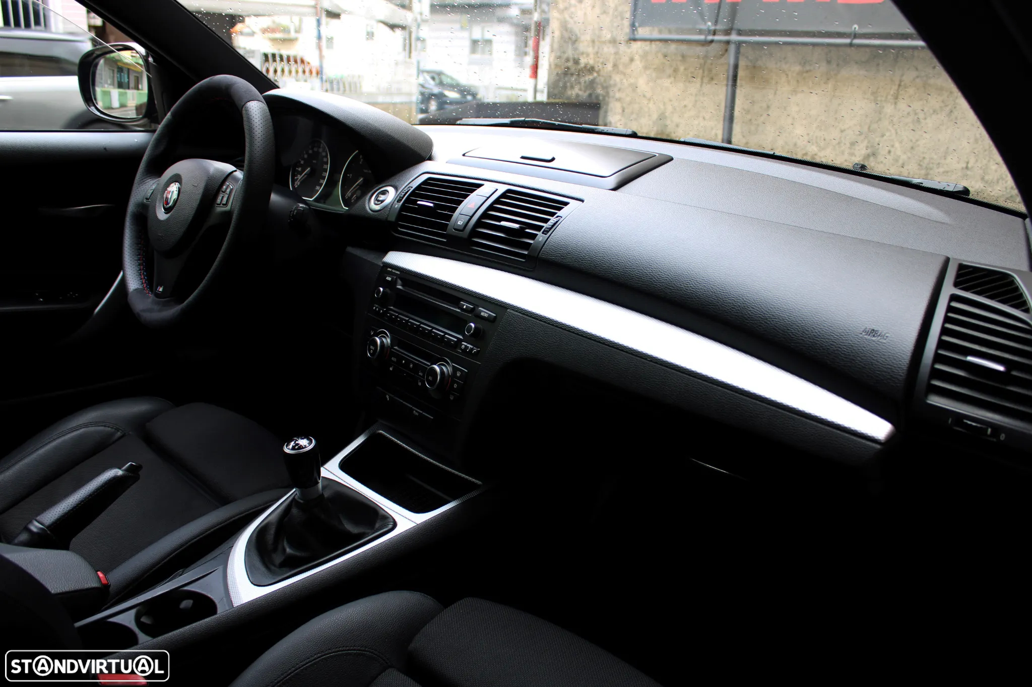 BMW 120 d Coupe Limited Edition Lifestyle c/ M Sport Pack - 28