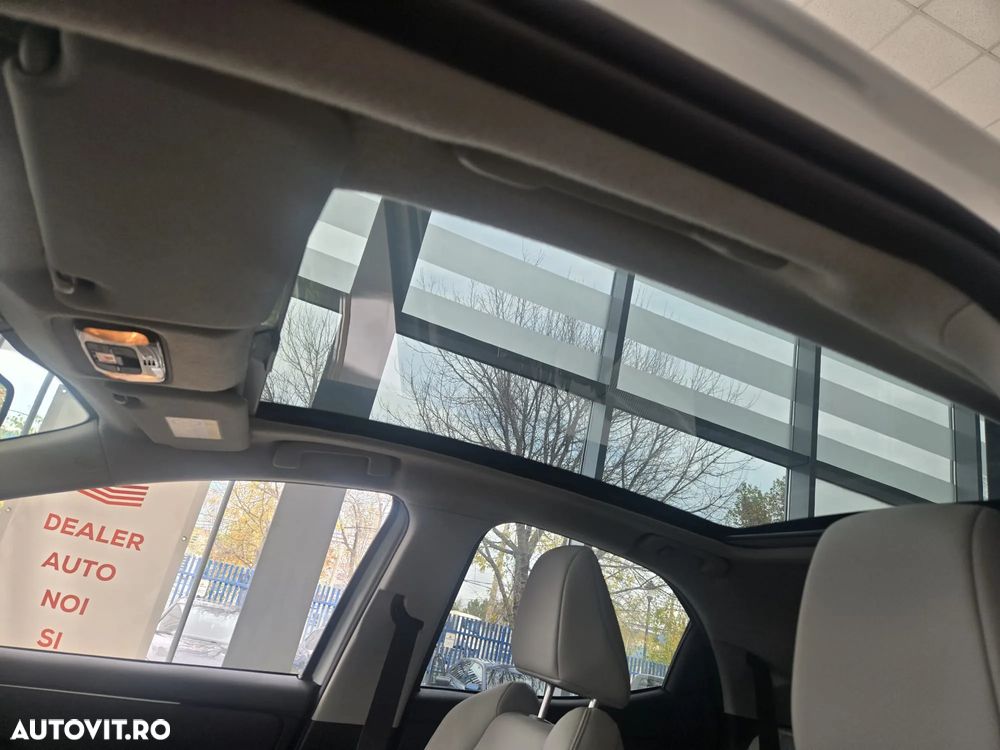 Toyota Yaris 1.5 VVT-i HSD Exclusive Elegant - 9