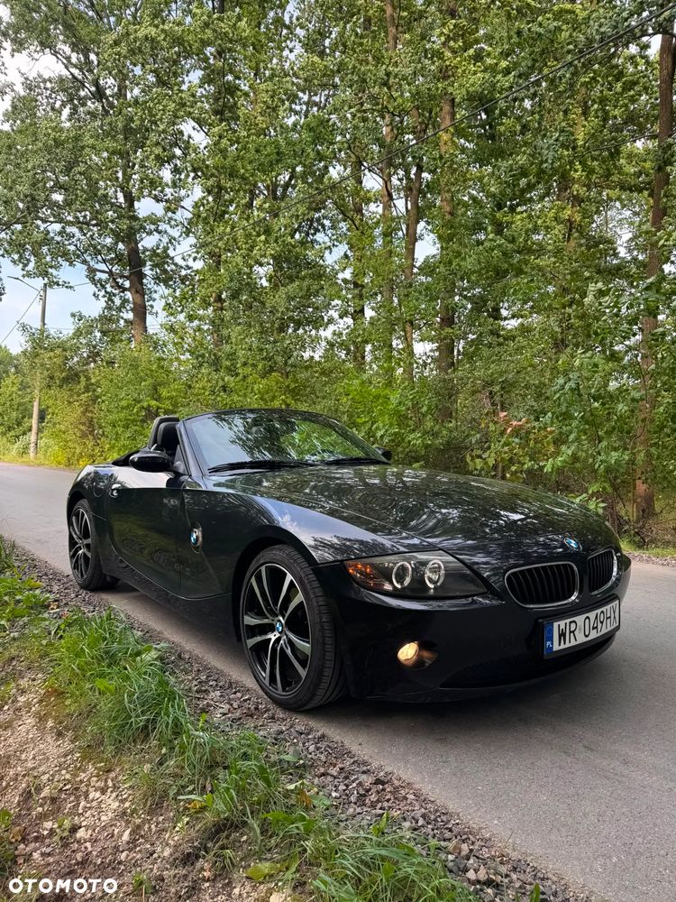 BMW Z4 2.2i - 11