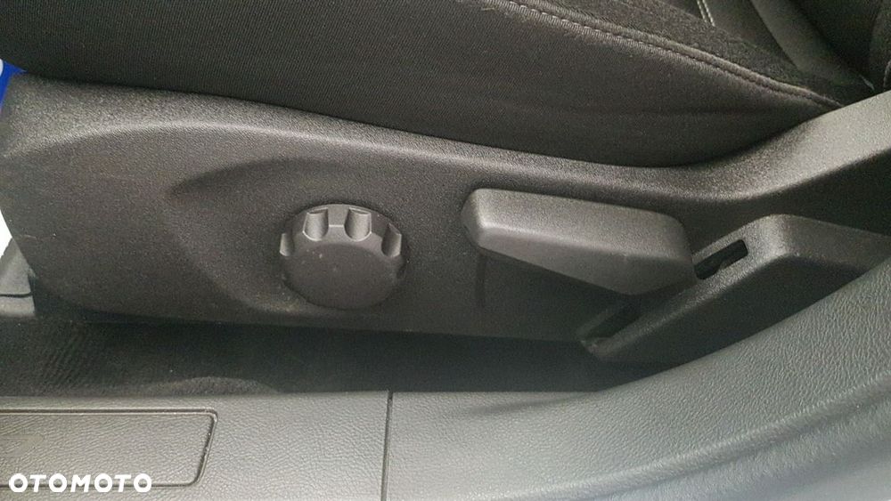 Ford Mondeo - 27