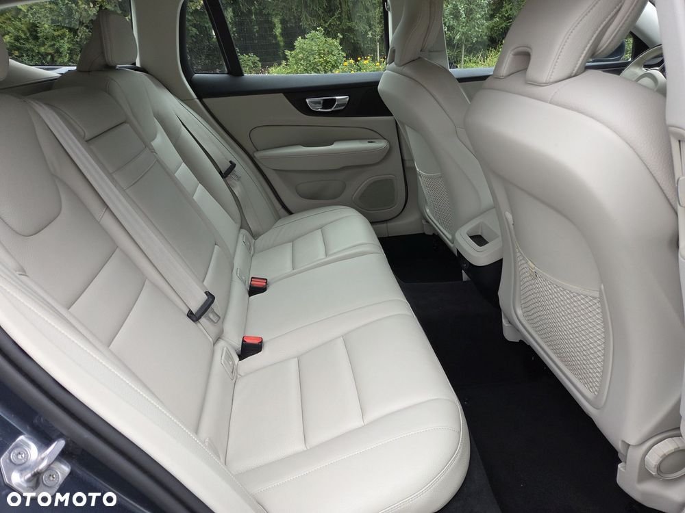 Volvo V60 D3 Geartronic Momentum Pro - 9