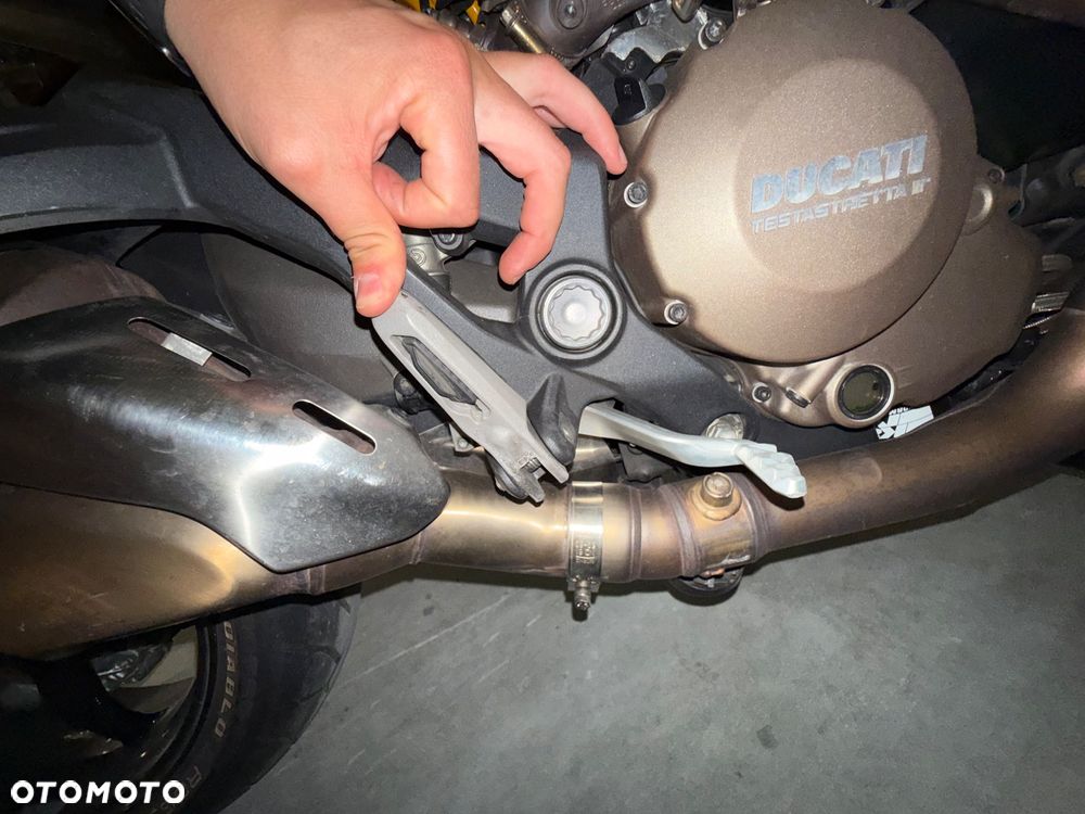Ducati Monster - 23