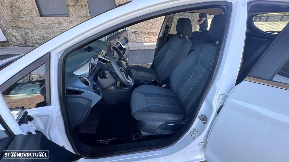 Ford Fiesta - 11