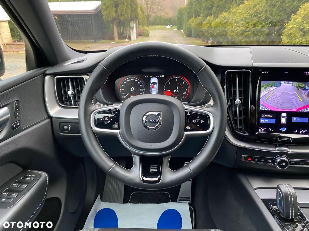 Volvo XC 60 B4 D Geartronic RDesign - 16