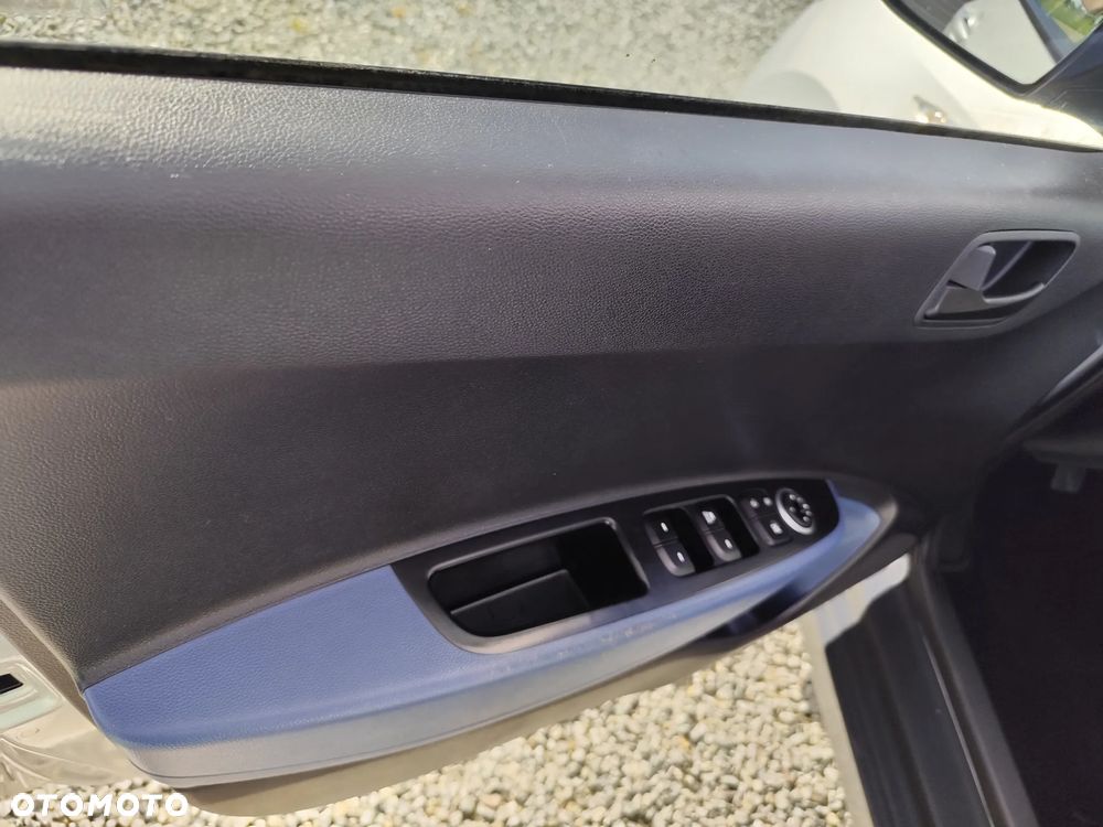 Hyundai i10 - 15