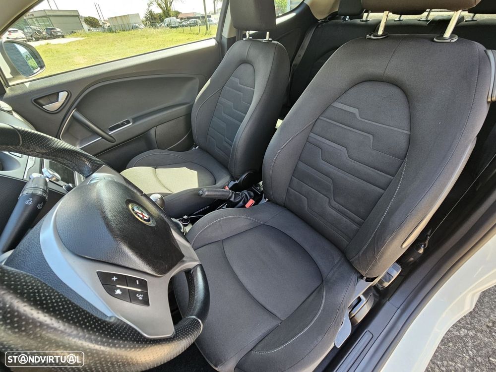 Alfa Romeo MiTo 1.3 JTDM Trofeo - 19