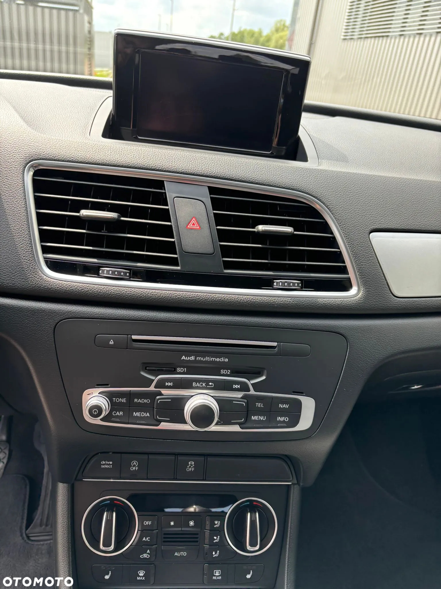Audi Q3 2.0 TDI - 16
