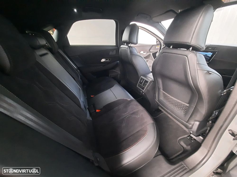 DS DS7 Crossback E-Tense Performance Line+ EAT8 - 36