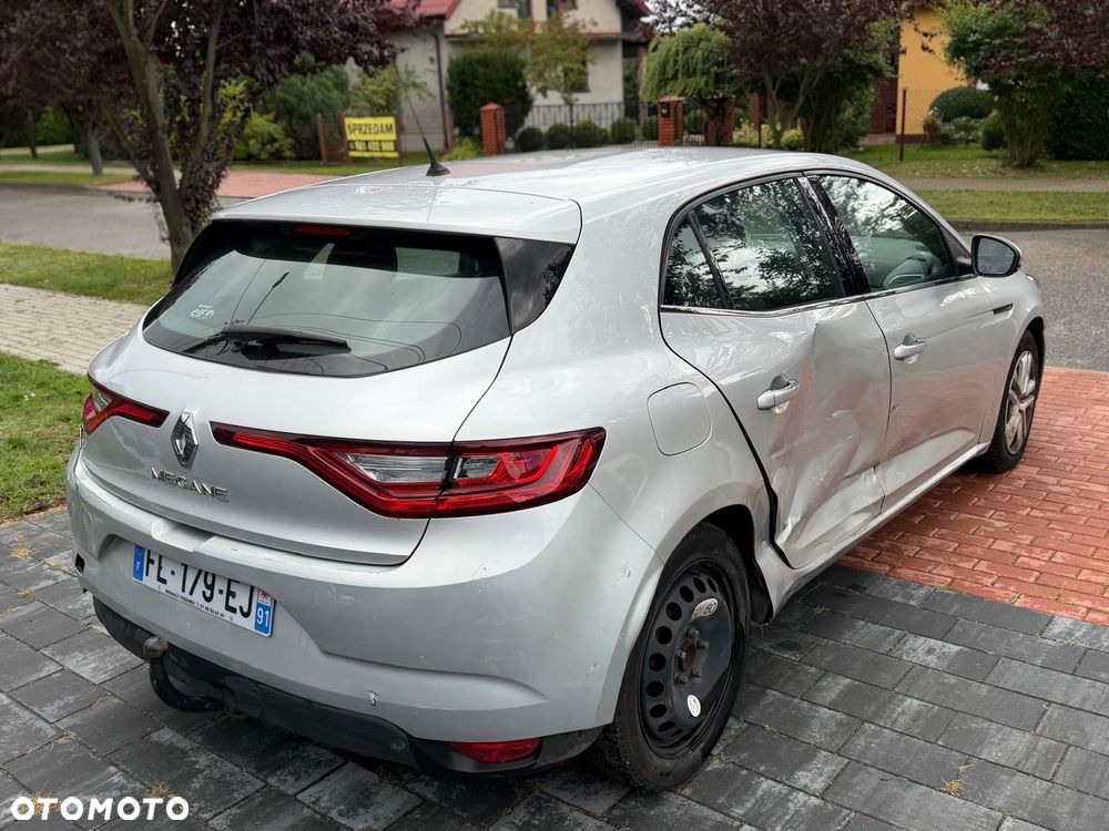Renault Megane 1.5 Blue dCi Zen - 5