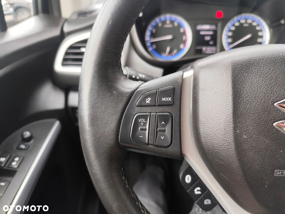 Suzuki SX4 1.6 Premium 4WD - 18