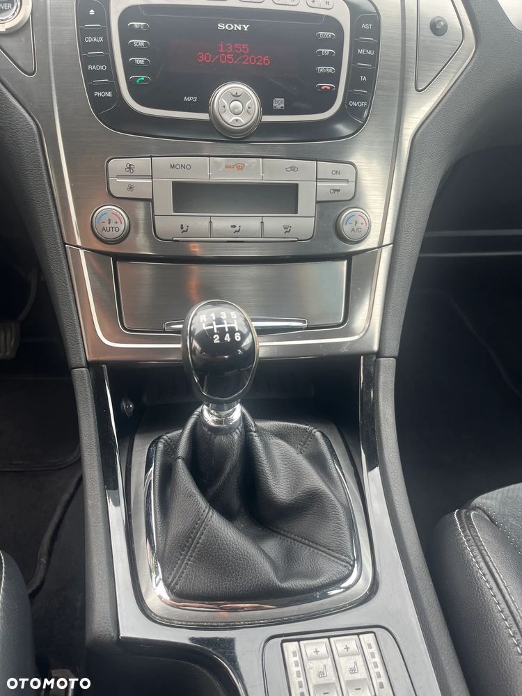 Ford Mondeo 2.0 TDCi Titanium - 10