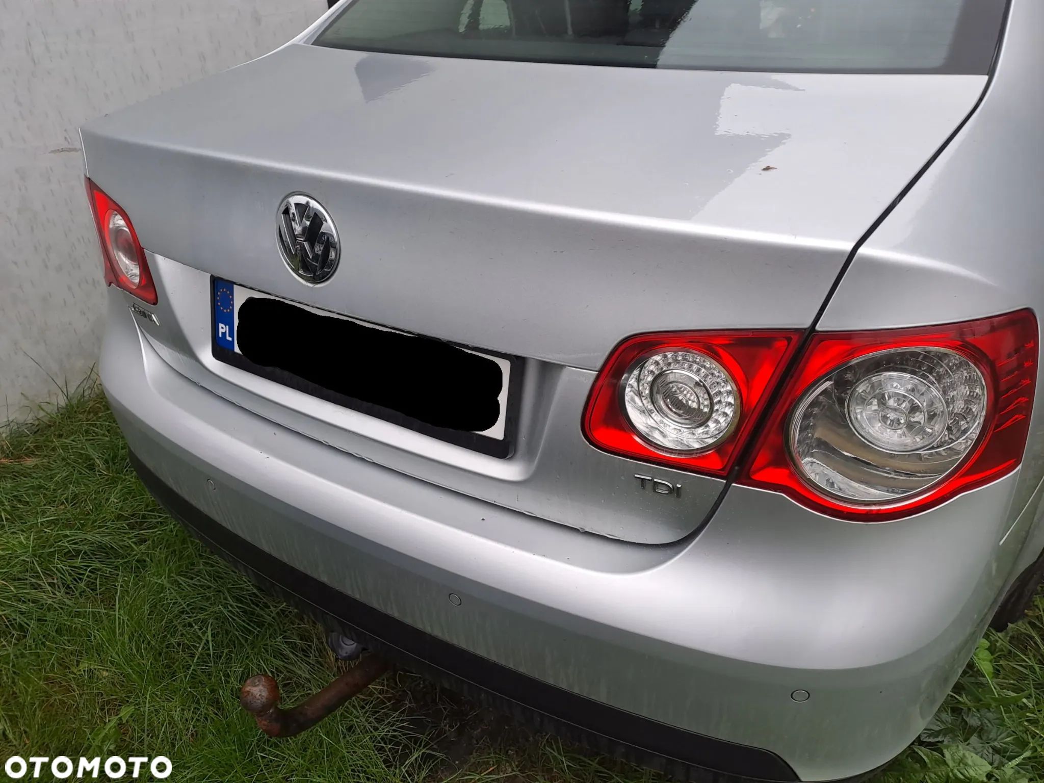 Volkswagen Jetta III 1K2 A5 sedan klapa bagażnika drzwi zderzak kod lakieru LA7W - 1