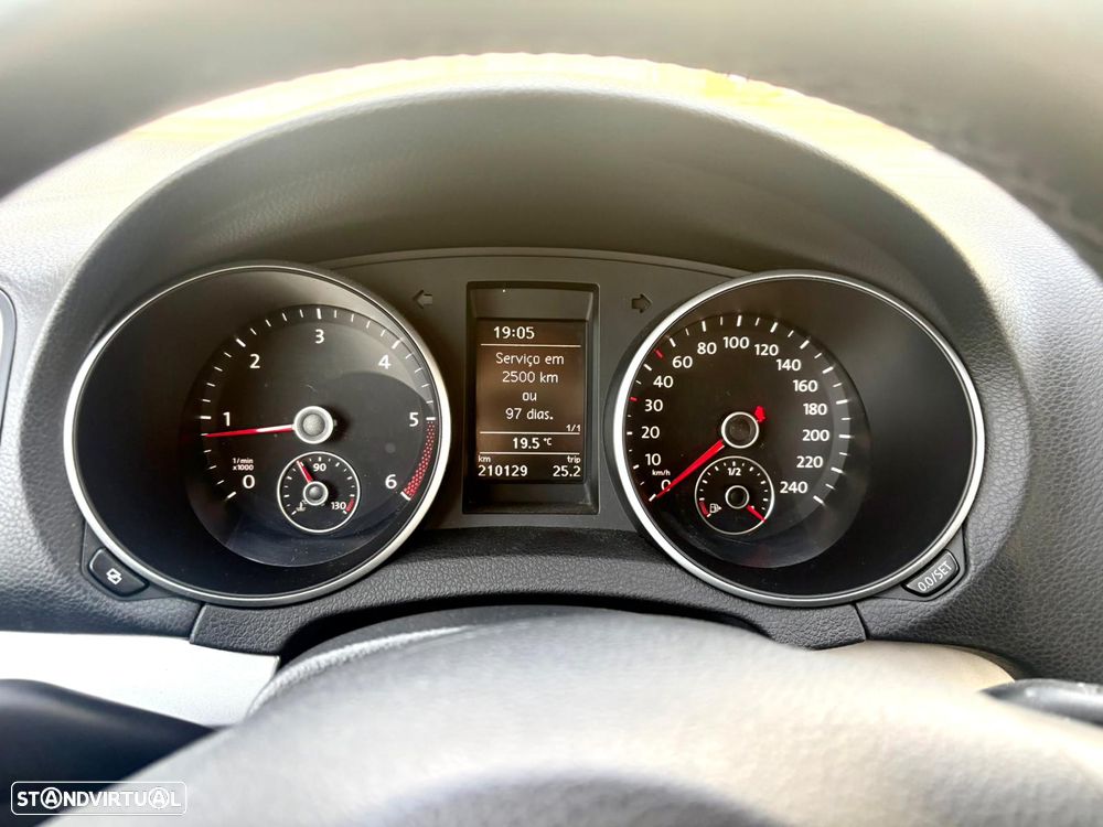 VW Golf Variant 2.0 TDi Highline - 8