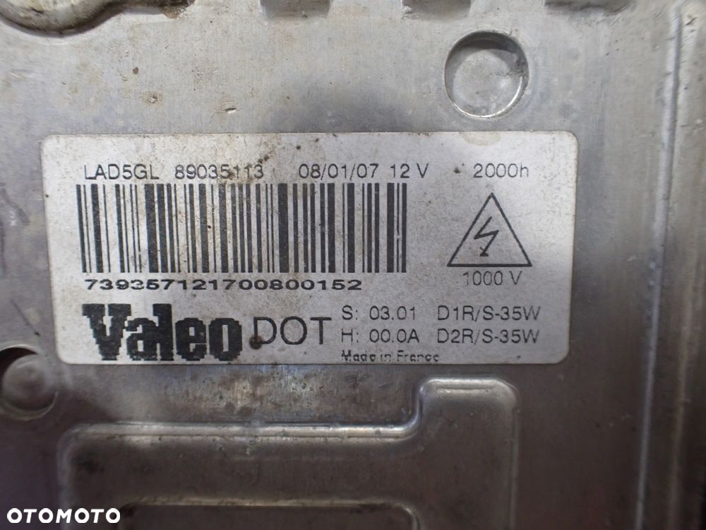 LAMPA PRAWA PRZEDNIA OPEL MERIVA-A 1.7 93321054 89035113 - 5