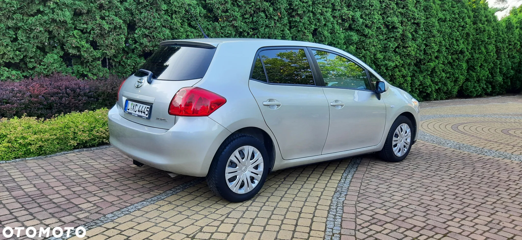 Toyota Auris - 13