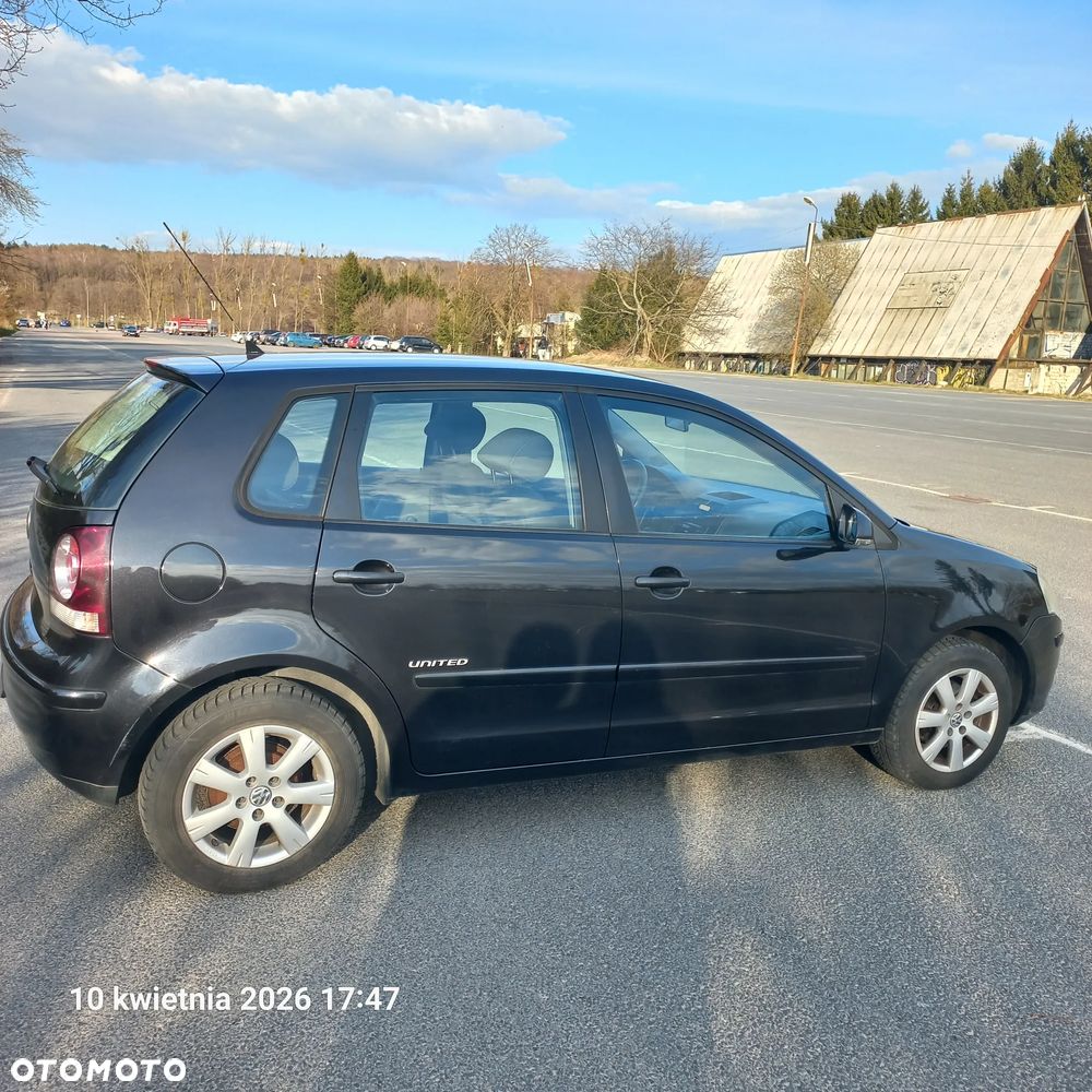 Volkswagen Polo - 1