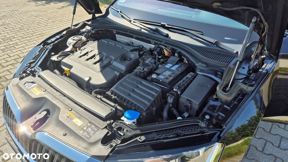Skoda Superb 2.0 TDI Style DSG - 13