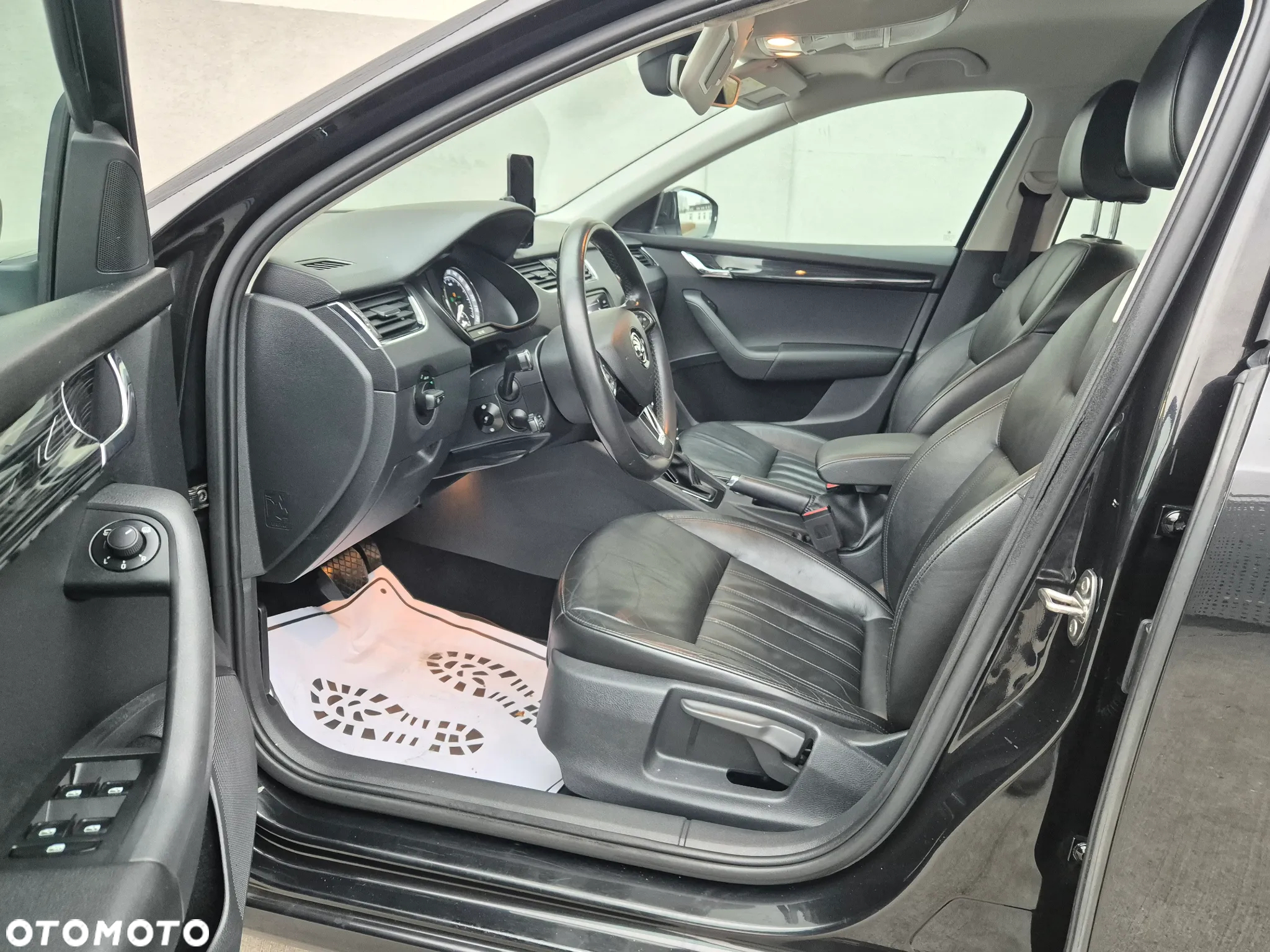 Skoda Octavia 1.5 TSI ACT DSG L&K - 20