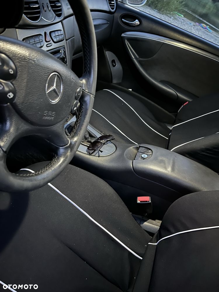 Mercedes-Benz CLK - 5